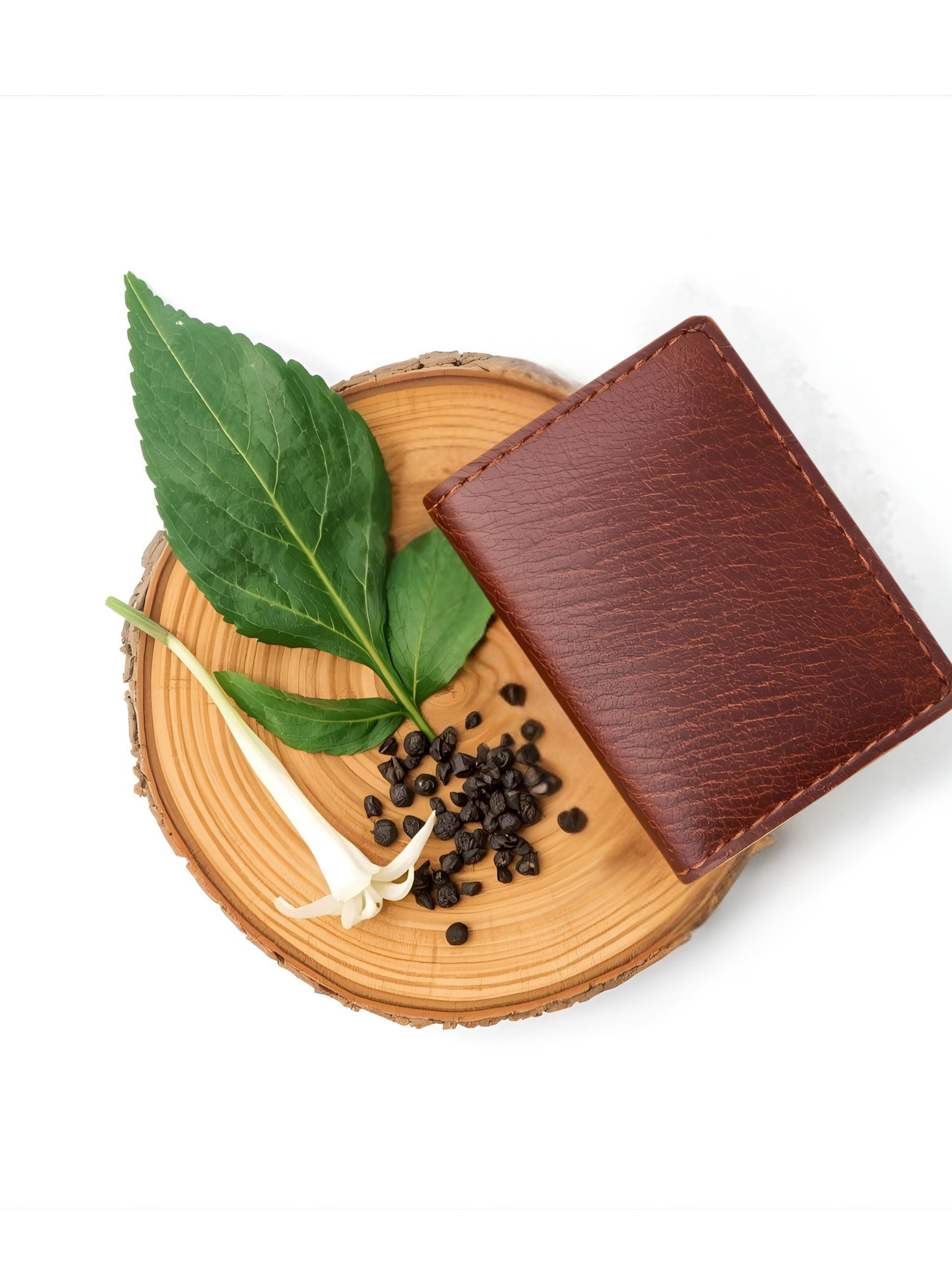 No 3 Sandalwood & Oak